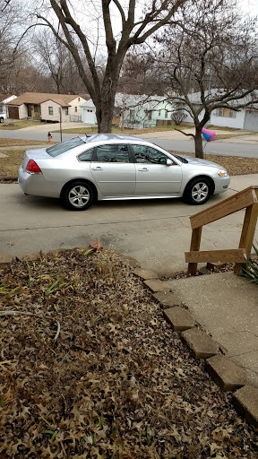 Used Car Dealer «DriveTime Used Cars», reviews and photos, 6110 N Oak Trafficway, Gladstone, MO 64118, USA
