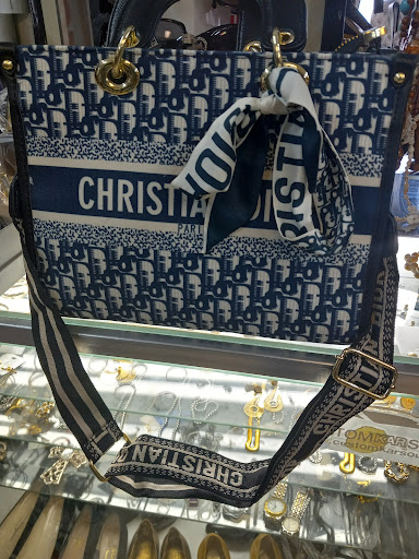 Thrift Store «Second Chance Thrift Store», reviews and photos, 14722 NE 16th Ave, Miami, FL 33161, USA