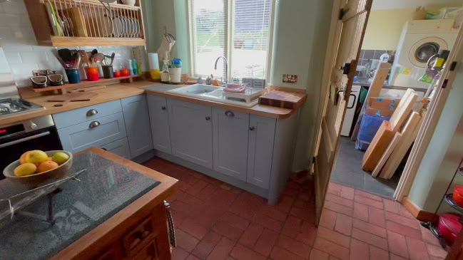 Opinii despre DPL Kitchens, Bedrooms & Bathrooms în Telford - Interior designer