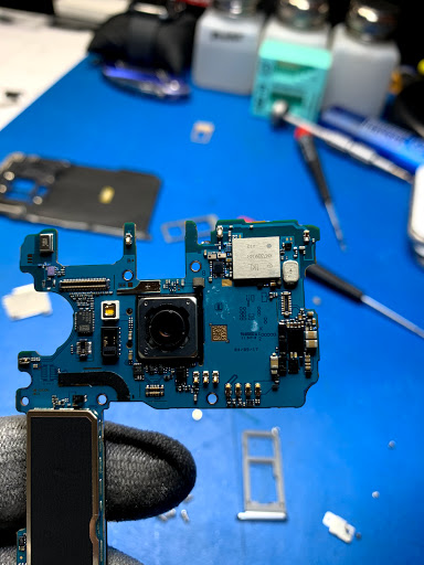 Cell Phone Store «Phone Geek Cellular Repair», reviews and photos, 6125 S Sheridan Rd, Tulsa, OK 74133, USA