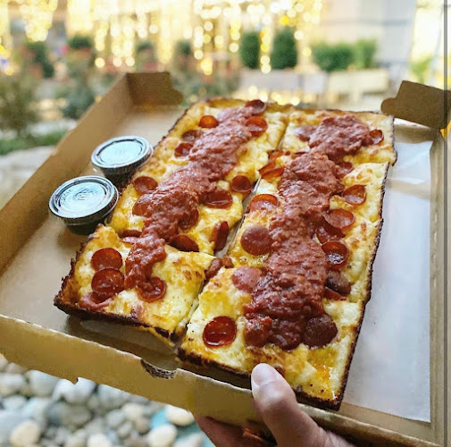 #1 best pizza place in Washington - Side Door Pizza
