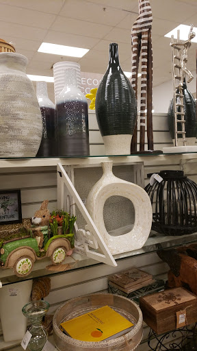 Department Store «Marshalls & HomeGoods», reviews and photos, 1120 Lake Woodlands Dr, The Woodlands, TX 77380, USA