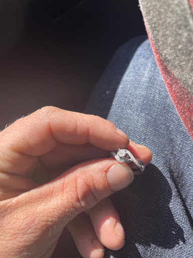 Jewelry Store «Middle Tennessee Jewelry», reviews and photos, 889 S Jefferson Ave, Cookeville, TN 38501, USA