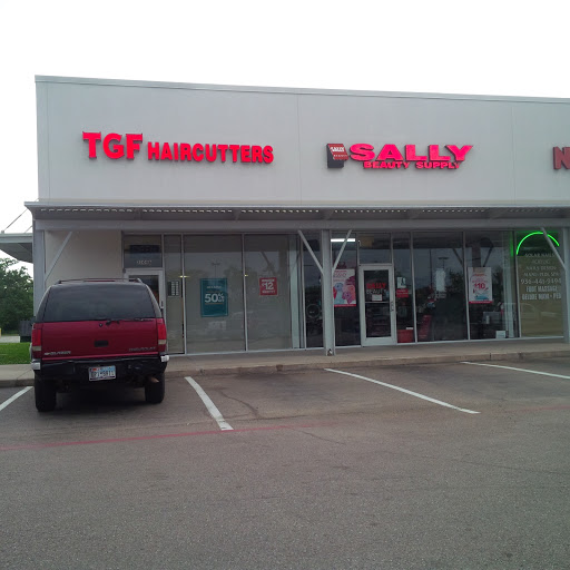 Hair Salon «TGF Hair Salon», reviews and photos, 2104 N Frazier St, Conroe, TX 77301, USA