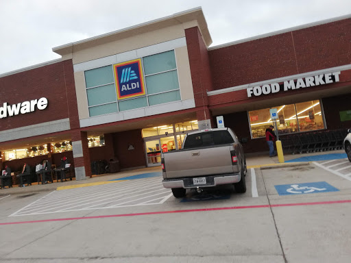 Supermarket «ALDI», reviews and photos, 3044 Old Denton Rd #200, Carrollton, TX 75007, USA