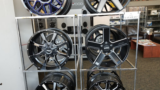 Electronics Store «Lewis Electronics», reviews and photos, 3536 Lee Rd, Cleveland, OH 44120, USA