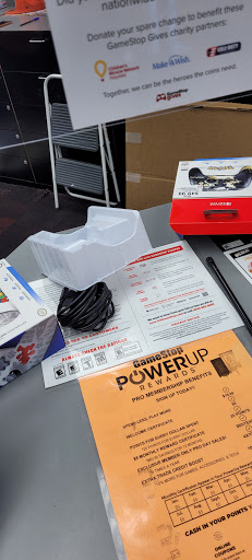 Video Game Store «GameStop», reviews and photos, 3416 Tom Austin Hwy, Springfield, TN 37172, USA