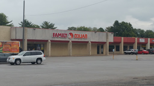 FAMILY DOLLAR, 6401 W Main St STE 200, Belleville, IL 62223, USA, 