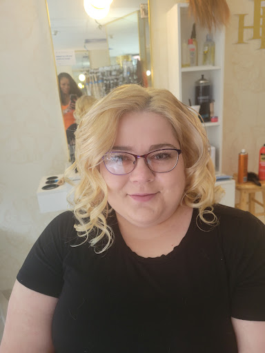 Beauty Salon «Heavenly hair & body salon I Hair Extension», reviews and photos, 810 Wood St #3, Pittsburgh, PA 15221, USA