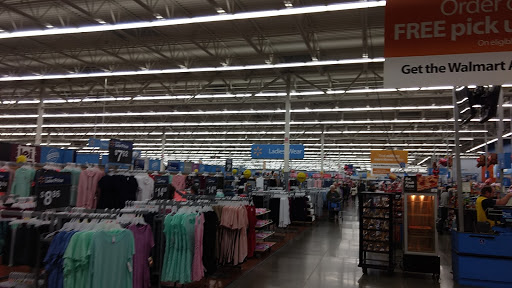 Discount Store «Walmart», reviews and photos, 1965 S Union Ave, Tacoma, WA 98405, USA