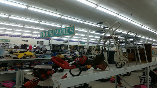 Thrift Store «Value Village Thrift Store», reviews and photos, 3857 Lawrenceville Hwy, Tucker, GA 30084, USA