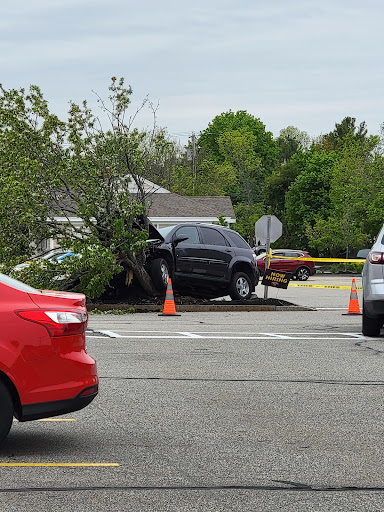 Grocery Store «Hannaford Supermarket», reviews and photos, 299 Elm St, Biddeford, ME 04005, USA