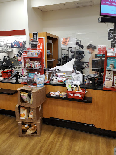 Department Store «T.J. Maxx», reviews and photos, 100 Mountaineer Dr, Stroudsburg, PA 18360, USA