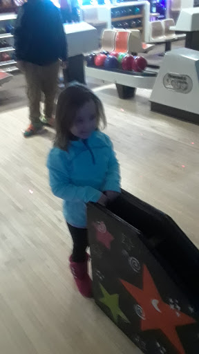 Bowling Alley «Lakewood Lanes», reviews and photos, 694 Lakewood Rd, Waterbury, CT 06704, USA