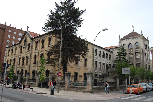 Colegio Sagrada Familia - Fundación Educere en Miranda de Ebro