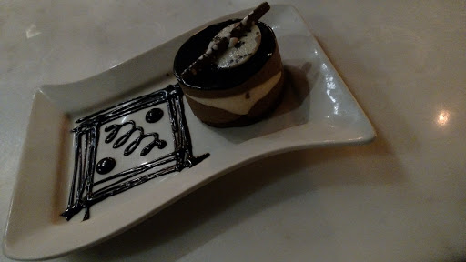 Chocolate Shop «Le Chocoholique», reviews and photos, 601 N High St, Columbus, OH 43215, USA