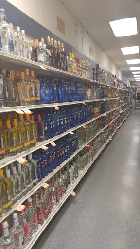 Liquor Store «Fine Wine & Good Spirits», reviews and photos, 10 W Centre Ave, Newtown, PA 18940, USA