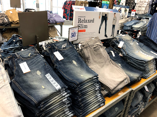 Clothing Store «Old Navy», reviews and photos, 5041 Jericho Turnpike, Commack, NY 11725, USA