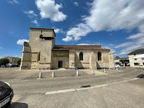 Église de la Sainte-Trinité du Restaurant de cuisine traditionnelle Auberge de l'Abbaye à Maillezais - n°2