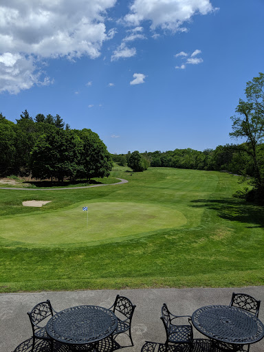 Golf Course «Robert T. Lynch Municipal Golf Course», reviews and photos, 1281 W Roxbury Pkwy, Chestnut Hill, MA 02467, USA