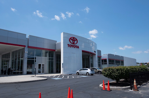 Toyota Dealer «Freedom Toyota», reviews and photos, 41 Industrial Dr, Hamburg, PA 19526, USA