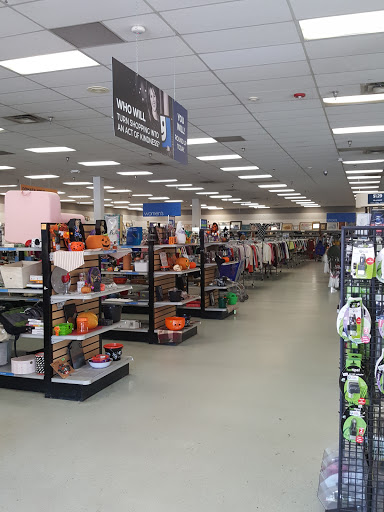 Thrift Store «Goodwill Aurora - E. Iliff», reviews and photos, 15509 E Iliff Ave, Aurora, CO 80013, USA