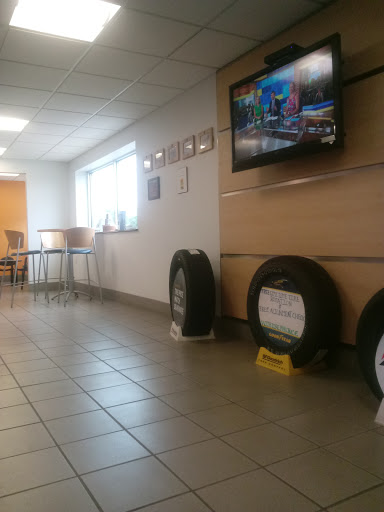 Chevrolet Dealer «Apple Chevrolet Buick Northfield», reviews and photos, 1600 Cannon Ln, Northfield, MN 55057, USA