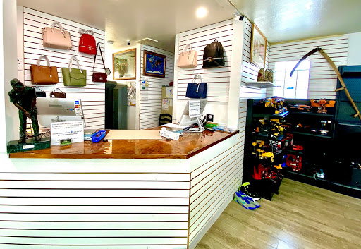 Pawn Shop «Gold & Pawn», reviews and photos, 2291 S Cleveland Ave, Fort Myers, FL 33901, USA