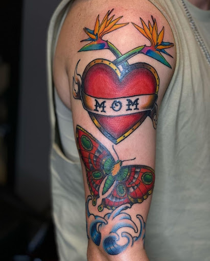 Tattoo Shop «Blood Moon Tattoo Gallery», reviews and photos, 101 N Main St #201, Mansfield, TX 76063, USA