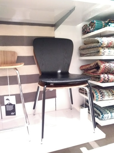 Furniture Store «Crate and Barrel», reviews and photos, 646 N Michigan Ave, Chicago, IL 60611, USA