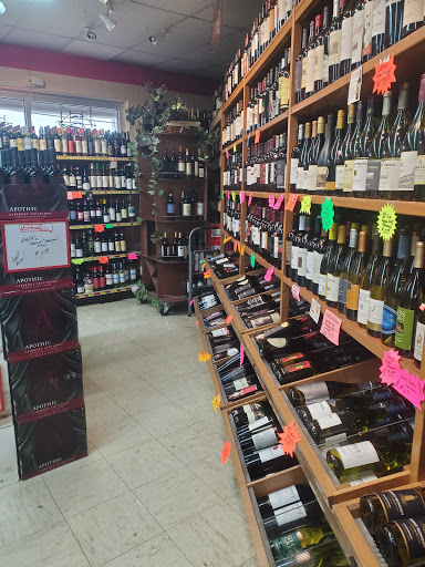 Liquor Store «Cardinal Wine & Spirits», reviews and photos, 980 IL-21, Gurnee, IL 60031, USA