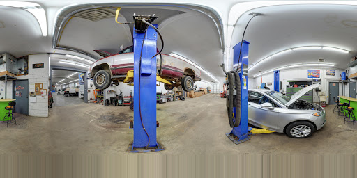 Auto Repair Shop «North Country Auto Body & Mechanical», reviews and photos, 5451 140th St N, Hugo, MN 55038, USA