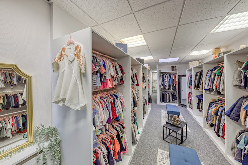 Magasin de vêtements Frip'ouilles | Vente de vêtements Femmes et Enfants (77) Saint-Thibault-des-Vignes