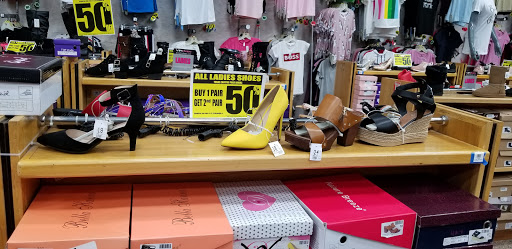 Clothing Store «V.I.M.», reviews and photos, 863 Broad St, Newark, NJ 07102, USA