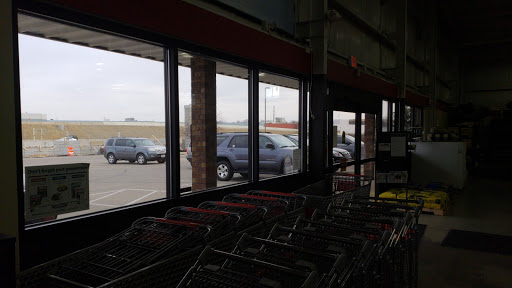 Pet Supply Store «Mounds Pet Food Warehouse», reviews and photos, 5350 King James Way, Fitchburg, WI 53719, USA