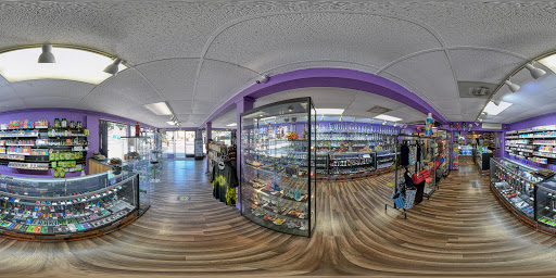 Vaporizer Store «Smoke Spot Smoke Shop», reviews and photos, 24424 Hawthorne Blvd, Torrance, CA 90505, USA