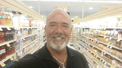 Grocery Store «Giant Food Stores», reviews and photos, 2910 Springfield Rd, Broomall, PA 19008, USA