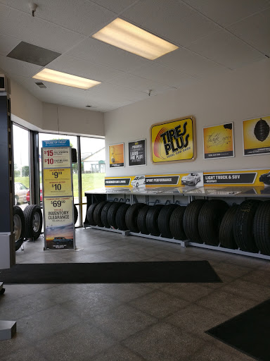 Tire Shop «Tires Plus», reviews and photos, 14350 28th Pl N, Plymouth, MN 55447, USA