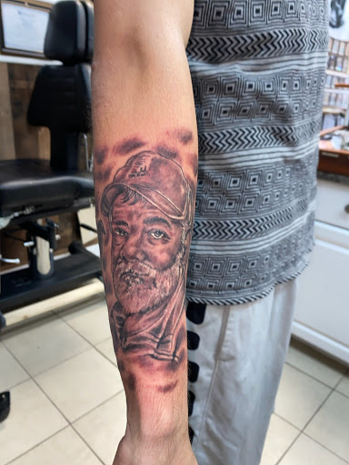 Explore memorial tattoo ideas for mom, creative tattoo ideas in Lebanon, available at Infinity Ink Tattoo and Body Piercings
