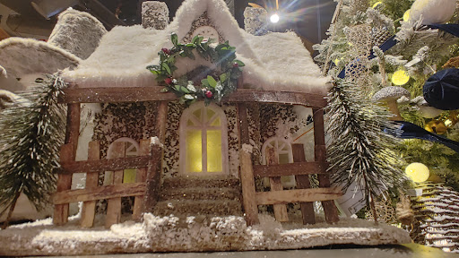 American Restaurant «Cracker Barrel Old Country Store», reviews and photos, 34 Tunnel Rd, Asheville, NC 28805, USA