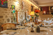 Atmosphère du Restaurant français Auberge des Chenêts à Vault-de-Lugny - n°4