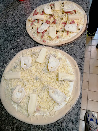 Aliment-réconfort du Restauration rapide Delice pizza à Châteaubourg - n°2