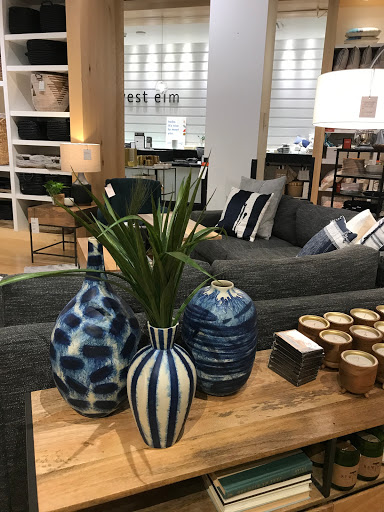 Furniture Store «west elm», reviews and photos, 160 Brookline Ave, Boston, MA 02215, USA
