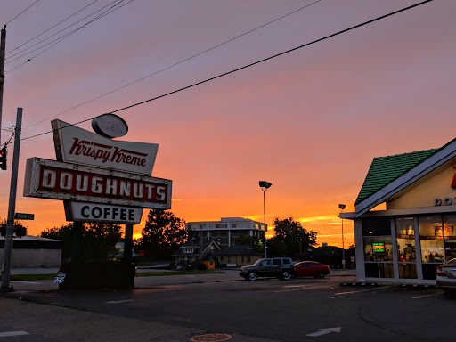 Shopping Mall «Southland Terrace Shopping Center», reviews and photos, 3971 7th Street Rd, Louisville, KY 40216, USA