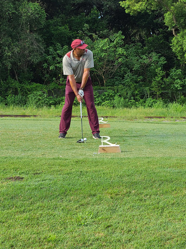 Golf Course «Rogers Park Golf Course», reviews and photos, 7910 N 30th St, Tampa, FL 33610, USA