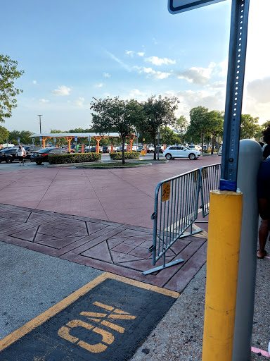 Shopping Mall «Mall At 163rd Street», reviews and photos, 1205 NE 163rd St, North Miami Beach, FL 33162, USA