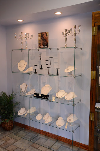 Jeweler «Heritage Jewelers», reviews and photos, 1115 E 9th St, Lockport, IL 60441, USA