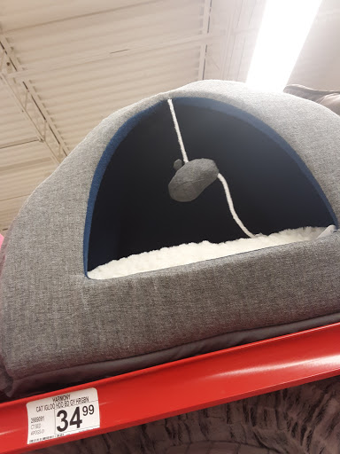 Pet Supply Store «Petco Animal Supplies», reviews and photos, 801 W Lake Ave, Peoria, IL 61614, USA