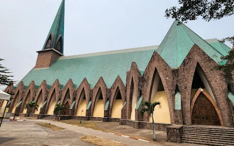 Basilique Sainte Anne du Congo image