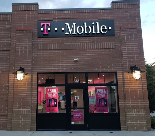 Cell Phone Store «T-Mobile», reviews and photos, 313 S Hamilton Rd, Gahanna, OH 43230, USA